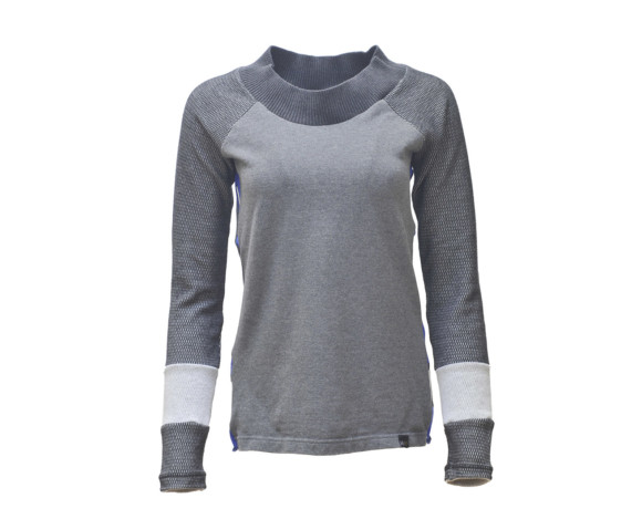 Intriguing gray thermal sleeve soft raglan shirt with mesh side panels. Size small.